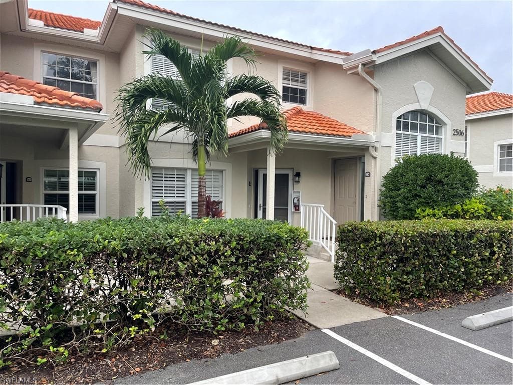 2506 Orchid Bay Dr Z-104, Naples, FL 34109-1