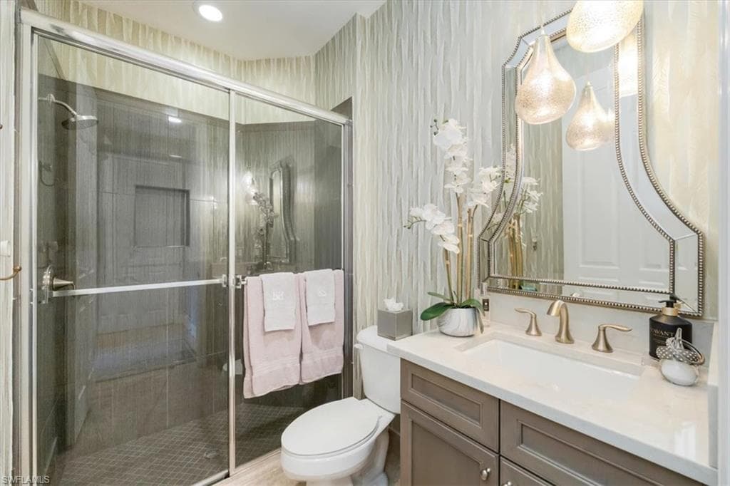 13539 Mandarin Cir, Naples, FL 34109-22