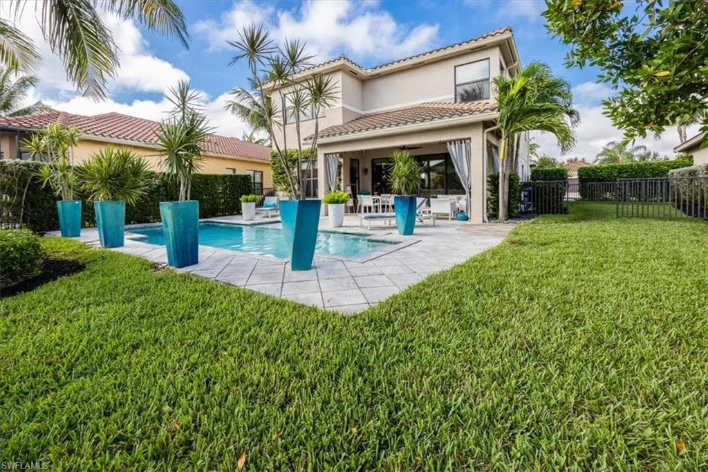 13539 Mandarin Cir, Naples, FL 34109-27