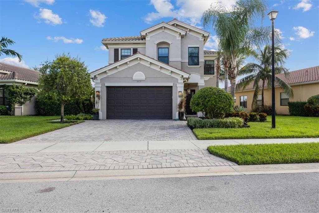 13539 Mandarin Cir, Naples, FL 34109-30