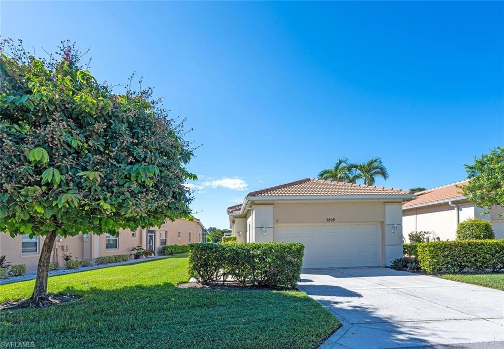 7895 Sanctuary Cir 1, Naples, FL 34104-2