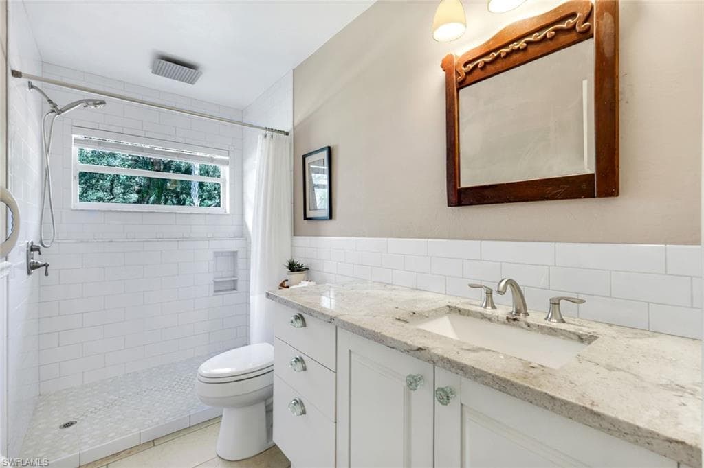 21139 Winterberry Way, Estero, FL 33928-27