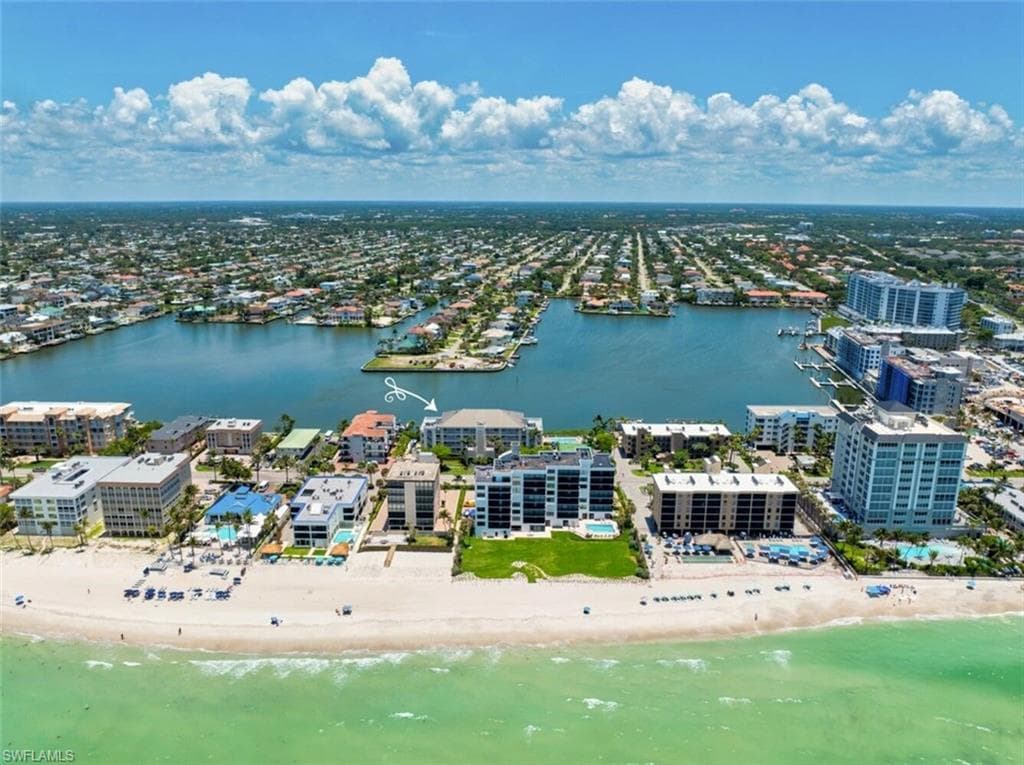 9380 Gulf Shore Dr 101, Naples, FL 34108-3