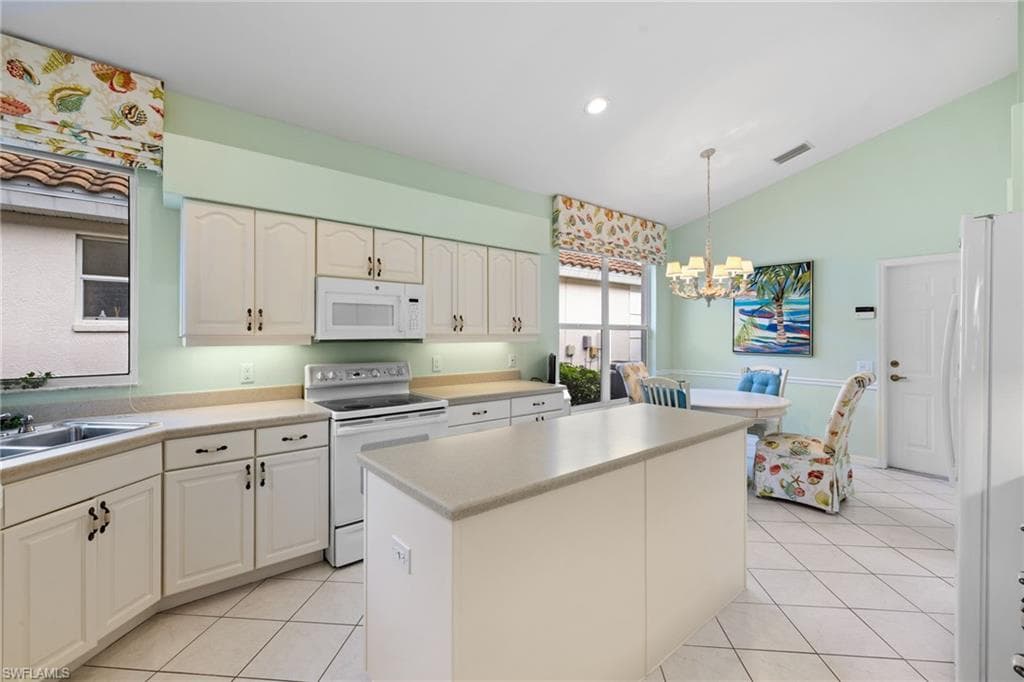 1724 Winding Oaks Way, Naples, FL 34109-11