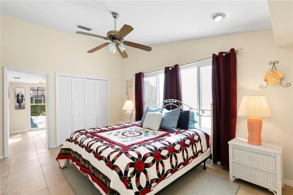 3434 Anton Ct, Naples, FL 34109-23