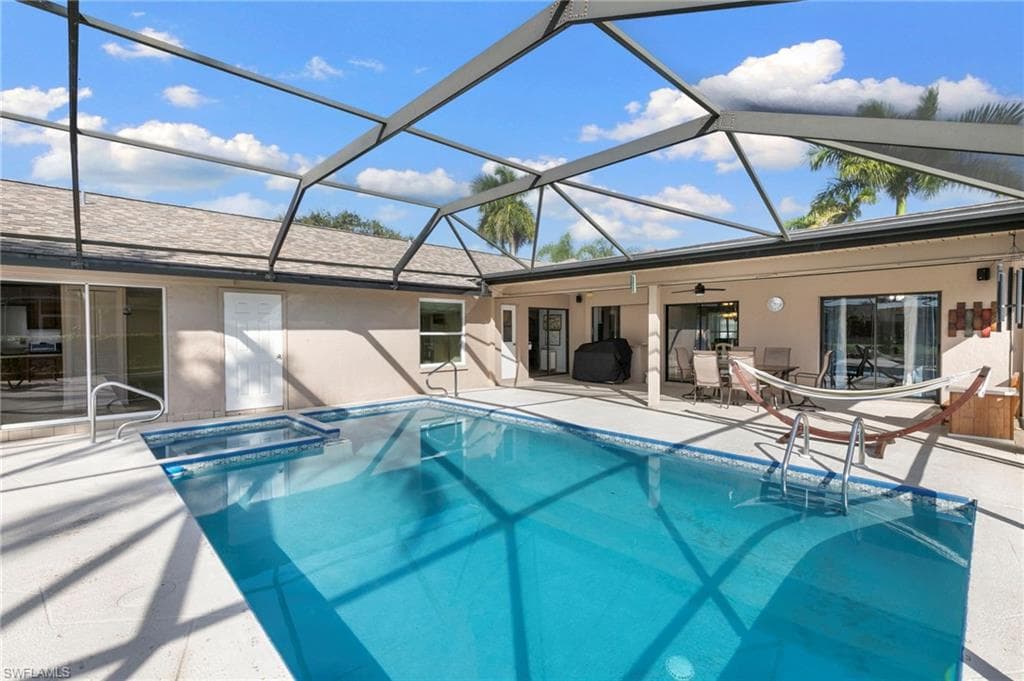 3434 Anton Ct, Naples, FL 34109-31