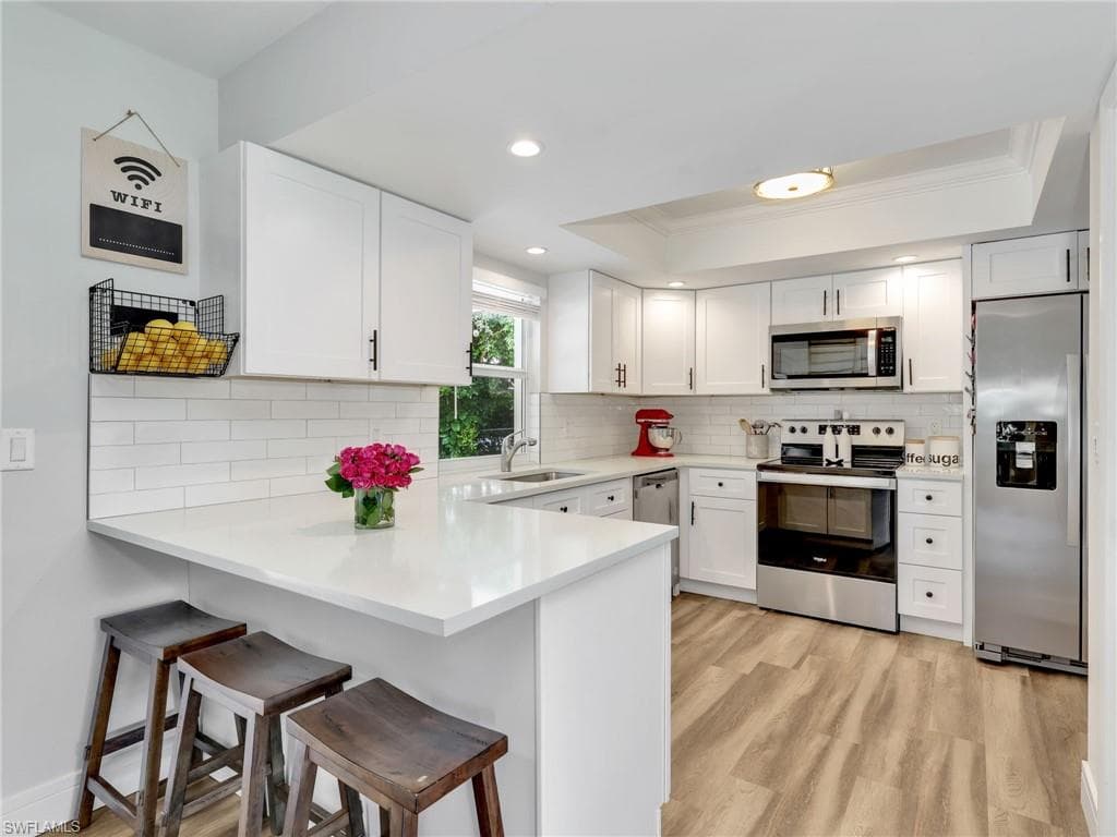 3511 Santiago Way, Naples, FL 34105-12