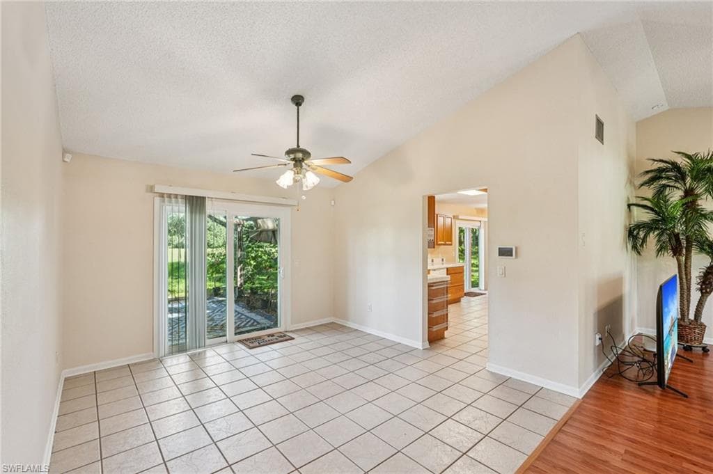 4001 Sunflower Cir, Labelle, FL 33935-11