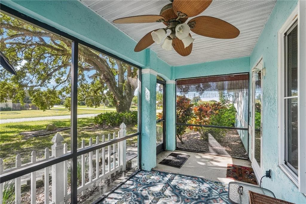 4001 Sunflower Cir, Labelle, FL 33935-5