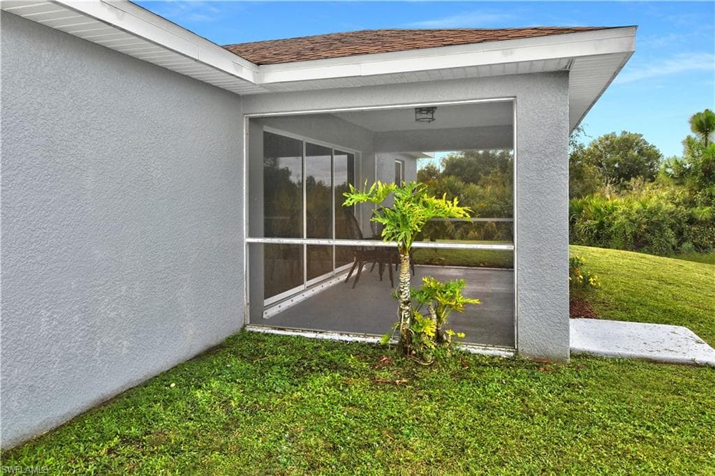 6005 Elaine Ave N, Lehigh Acres, FL 33971-16