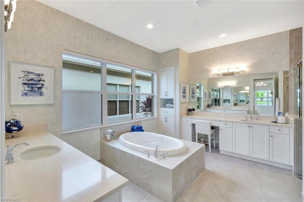 28562 Sicily Loop, Bonita Springs, FL 34135-33