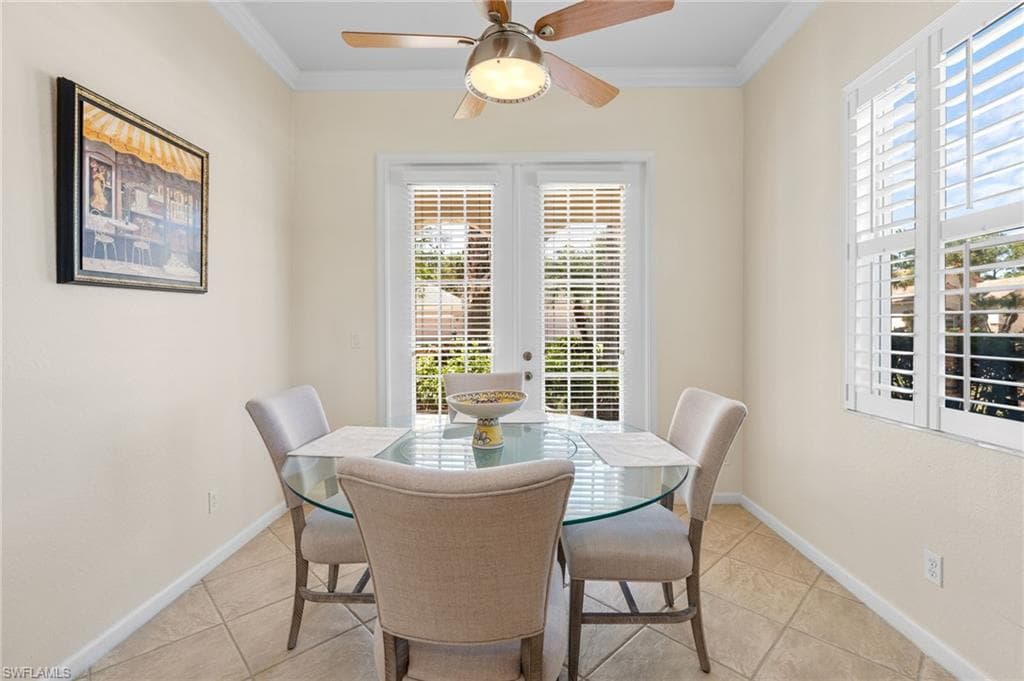 8193 Valiant Dr, Naples, FL 34104-13