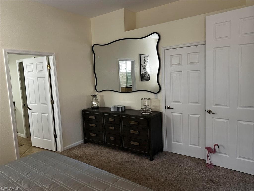 8193 Valiant Dr, Naples, FL 34104-16
