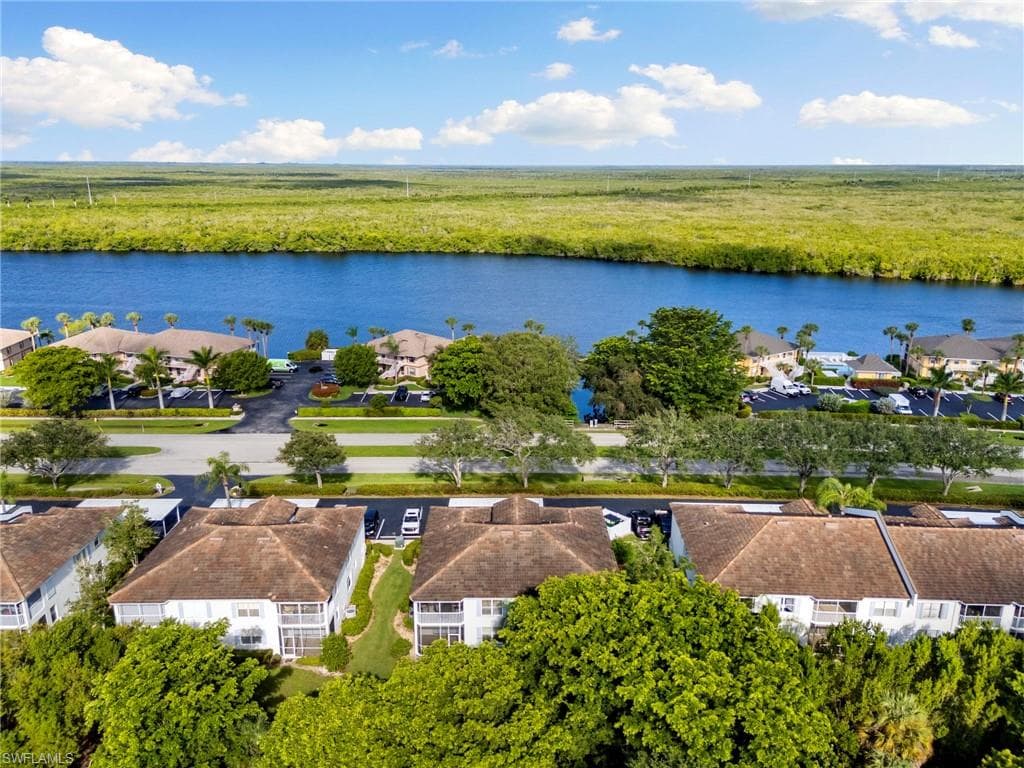 1036 Mainsail Dr 721, Naples, FL 34114-29
