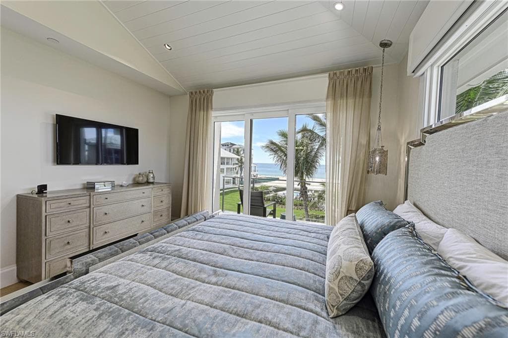 104 Anguilla Ln, Bonita Springs, FL 34134-32