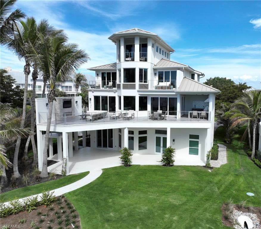 104 Anguilla Ln, Bonita Springs, FL 34134-5