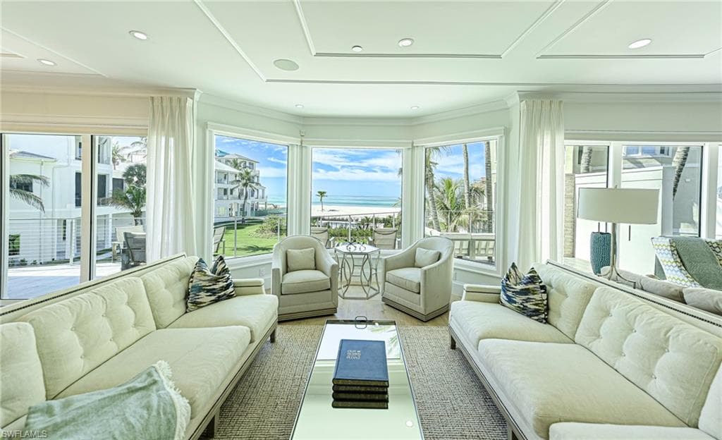 104 Anguilla Ln, Bonita Springs, FL 34134-7