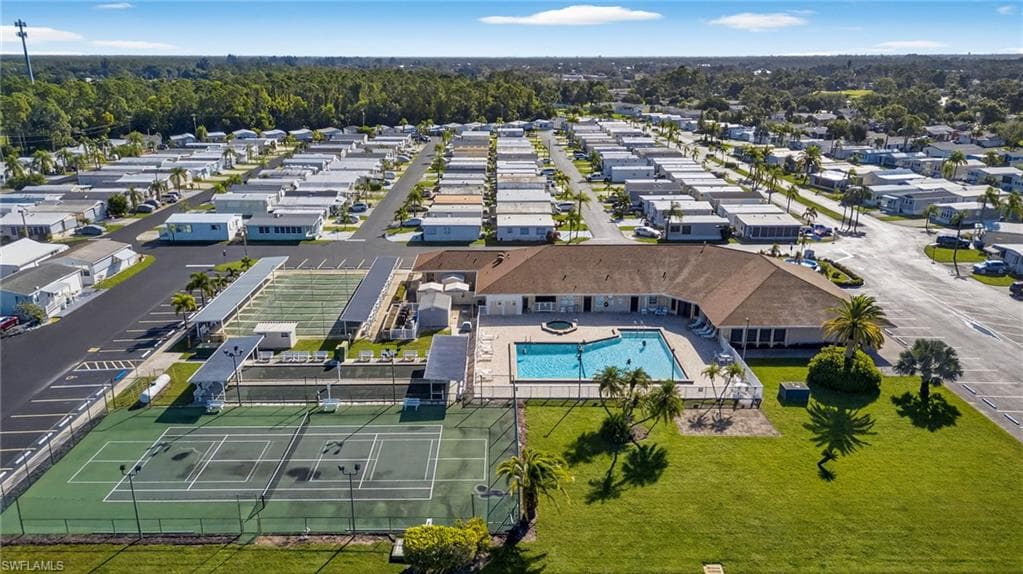 53 La Fonda Ln, North Fort Myers, FL 33903-27