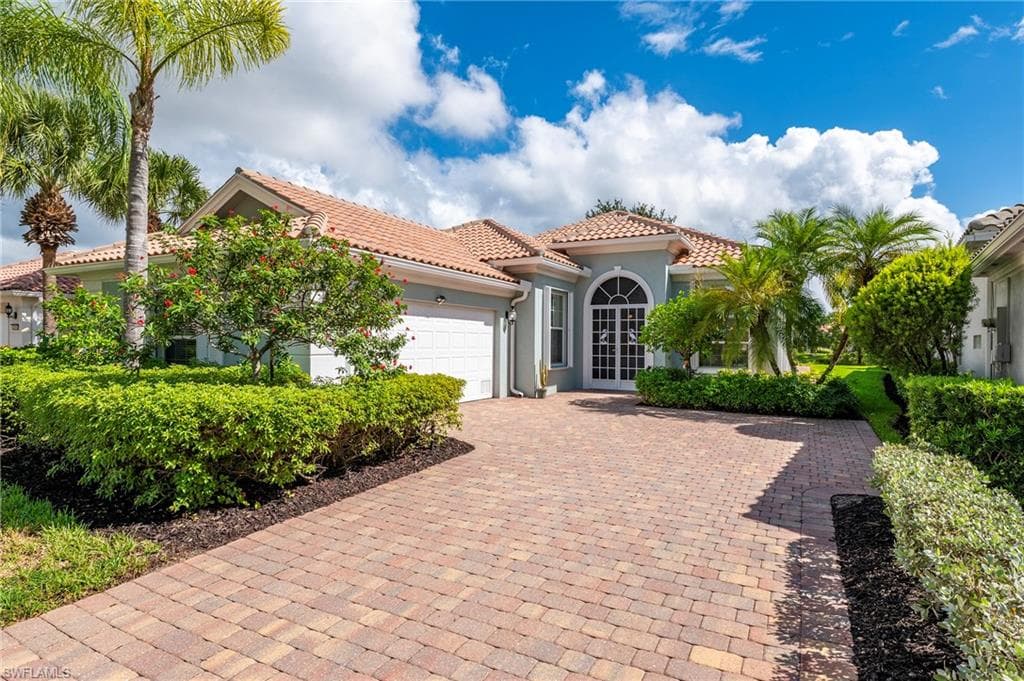 28847 Yellow Fin Trl, Bonita Springs, FL 34135-1