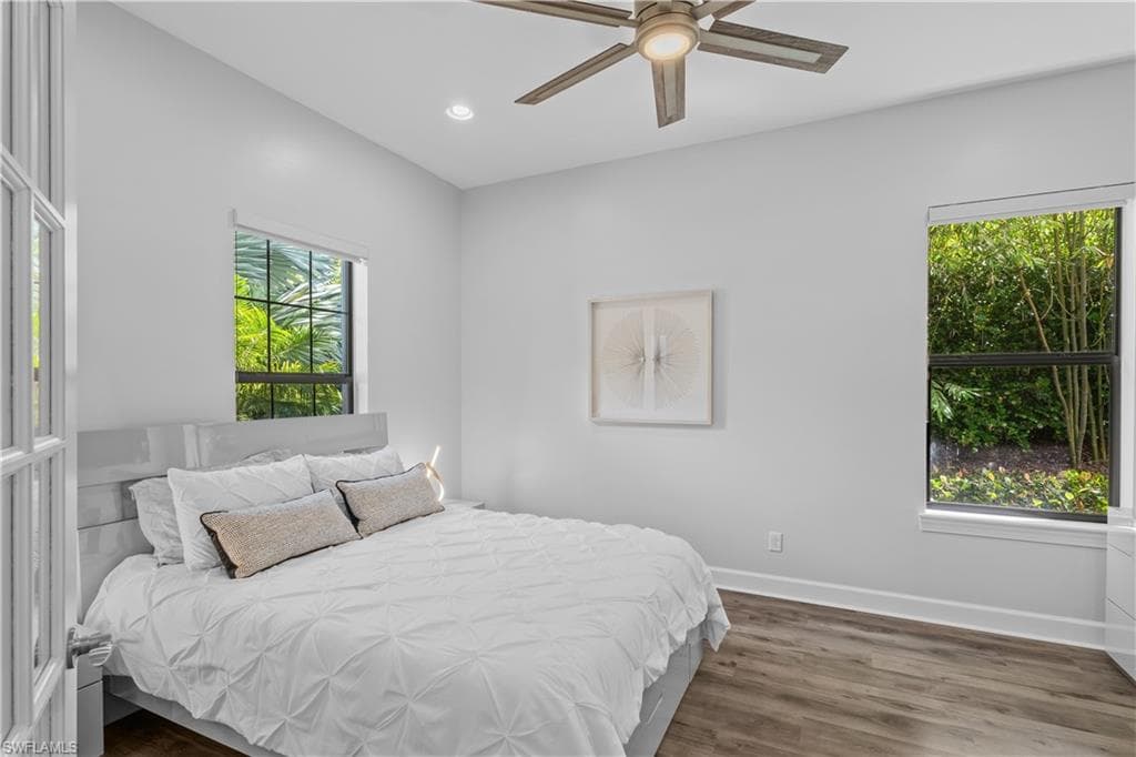 8696 Dilillo St, Naples, FL 34119-20