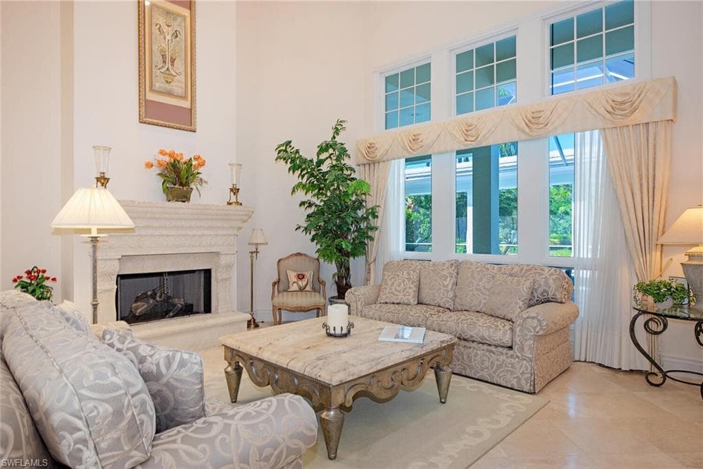 309 Little Harbour Ln, Naples, FL 34102-9