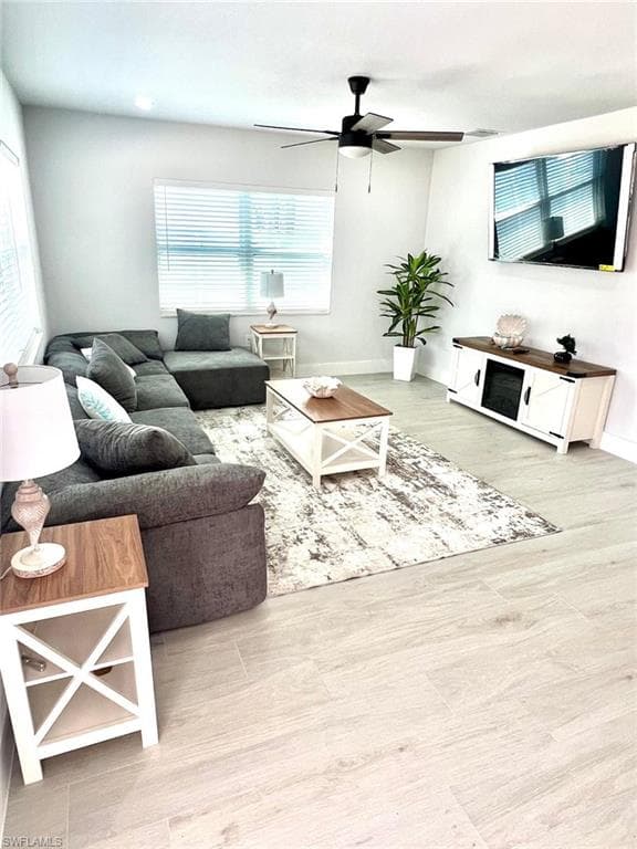 12511 Davis Blvd, Fort Myers, FL 33905-7