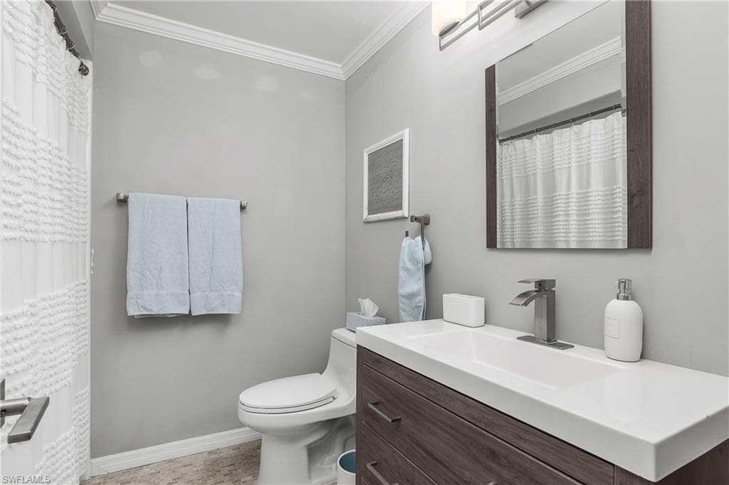 136 Harrison Rd L4, Naples, FL 34112-14