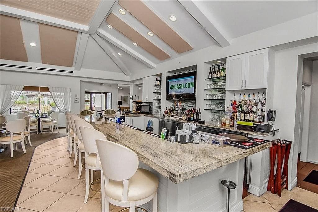136 Harrison Rd L4, Naples, FL 34112-31