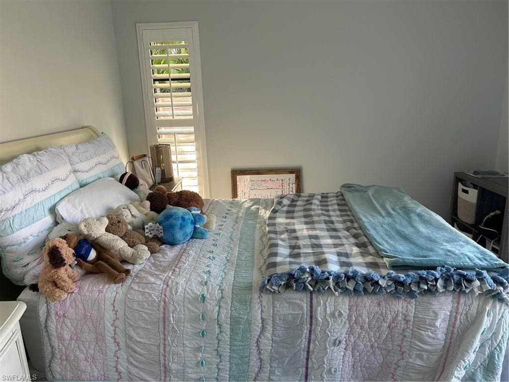 1982 Sheffield Ave, Marco Island, FL 34145-13