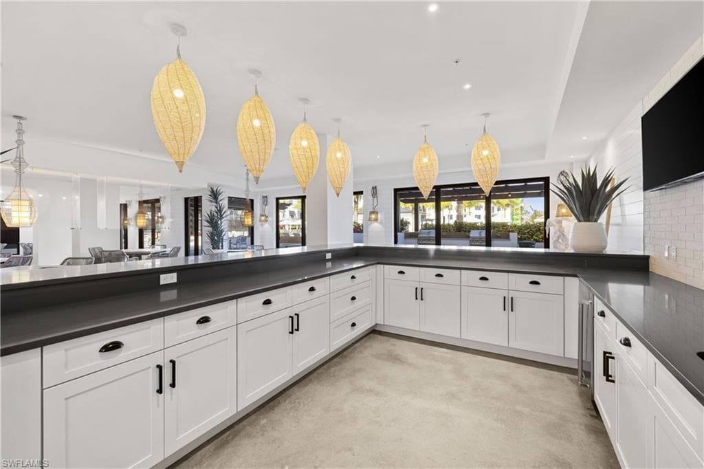 1115 Central Ave 349, Naples, FL 34102-33