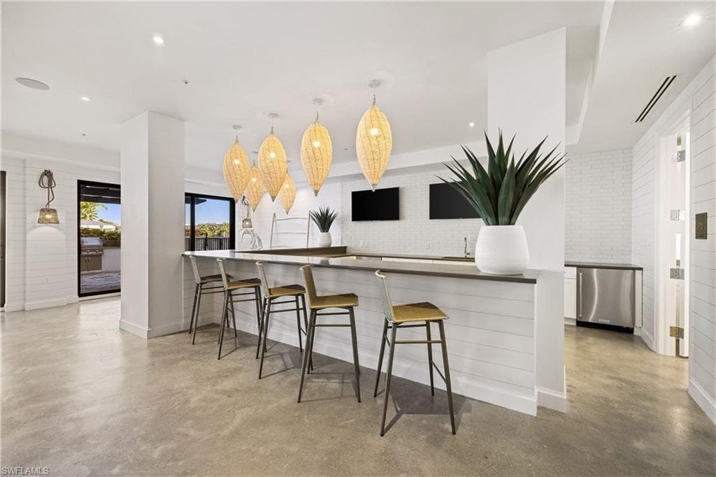 1115 Central Ave 349, Naples, FL 34102-36