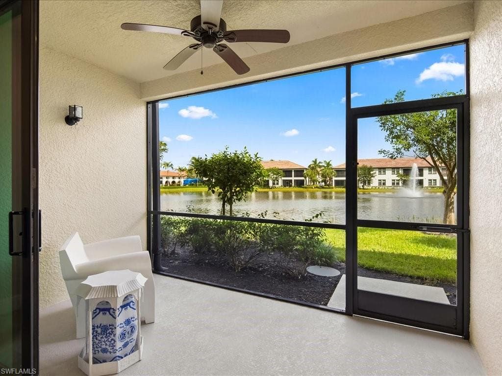 15102 Palmer Lake Cir 105, Naples, FL 34109-10