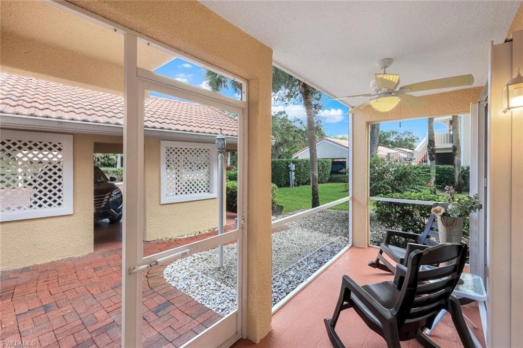 2462 Hidden Lake Dr 201, Naples, FL 34112-18