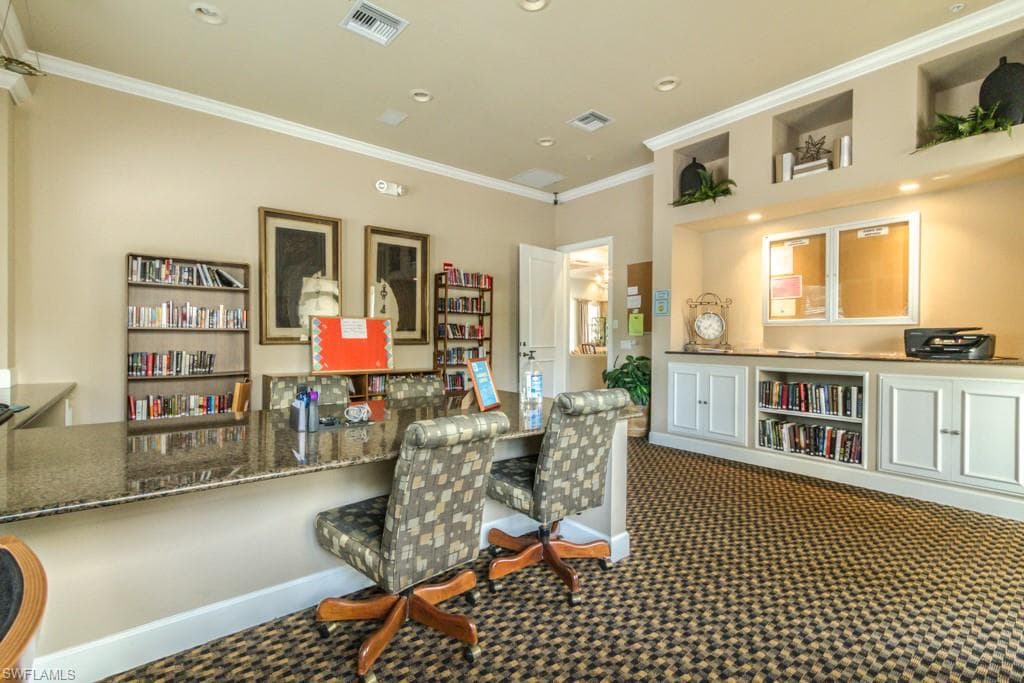 1886 Tarpon Bay Dr S 301, Naples, FL 34119-28
