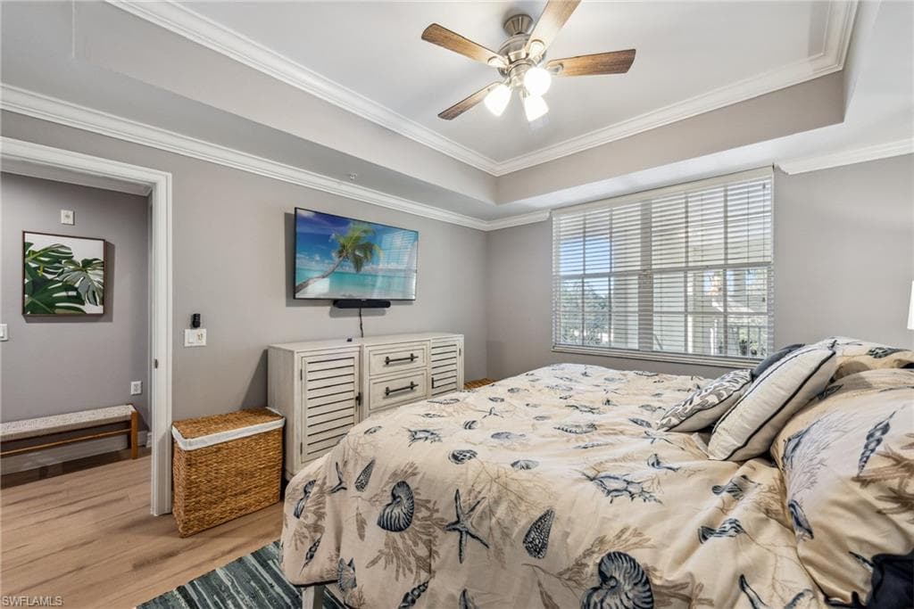 1886 Tarpon Bay Dr S 301, Naples, FL 34119-6