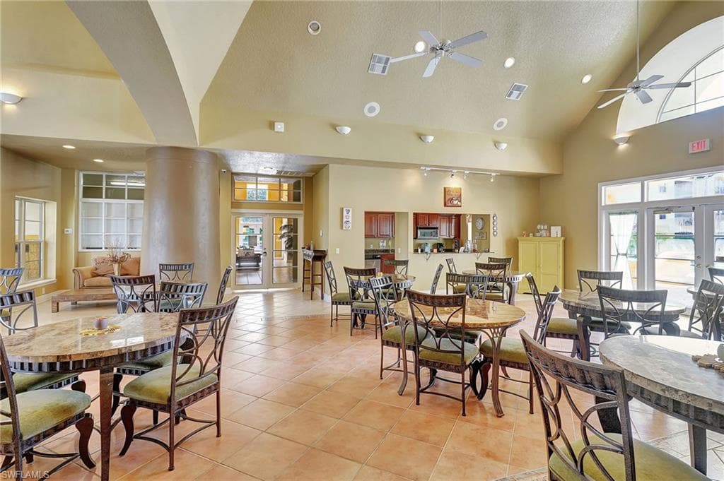 11510 Villa Grand 407, Fort Myers, FL 33913-4