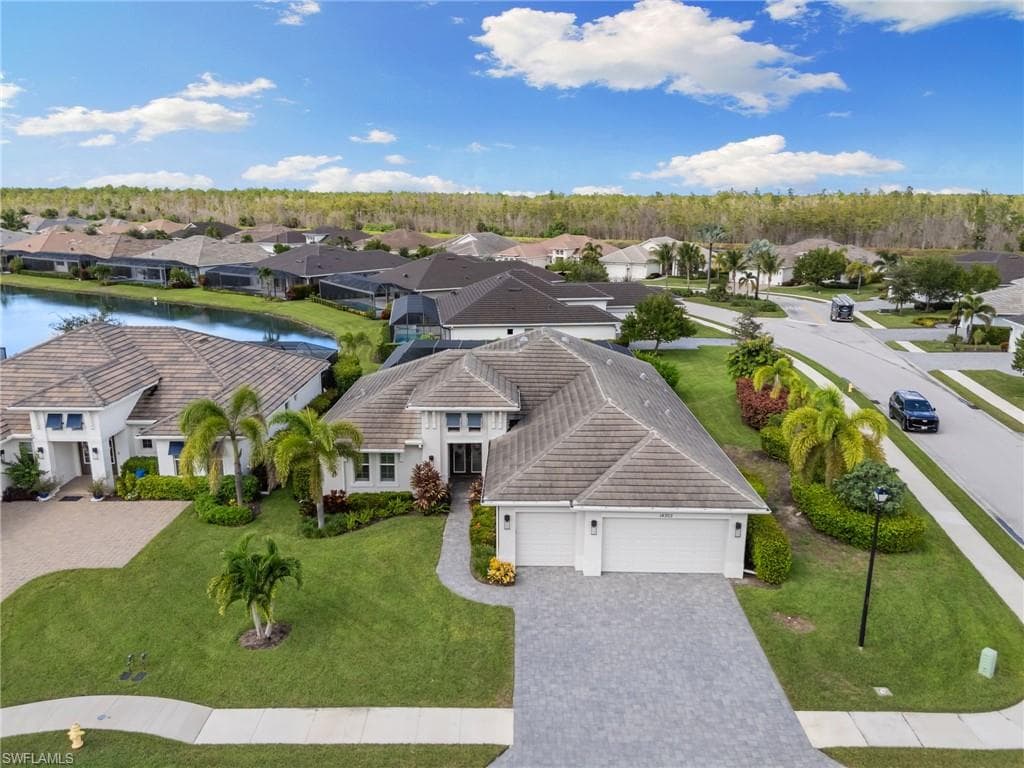 14303 Neptune Ave, Naples, FL 34114-39