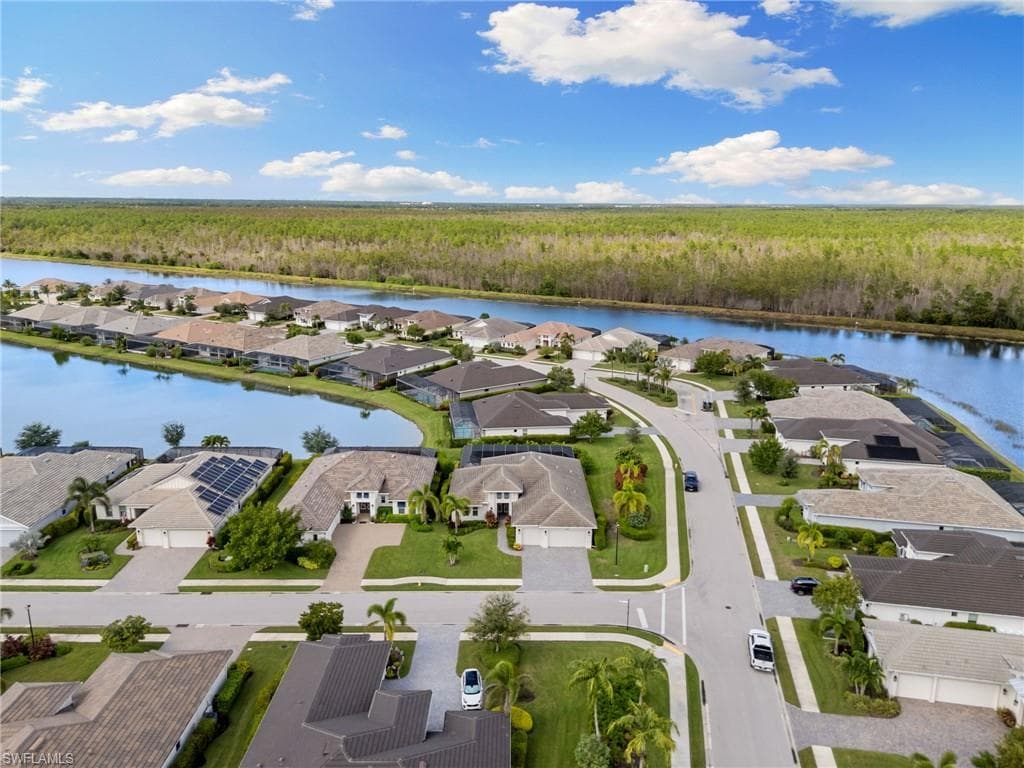 14303 Neptune Ave, Naples, FL 34114-40