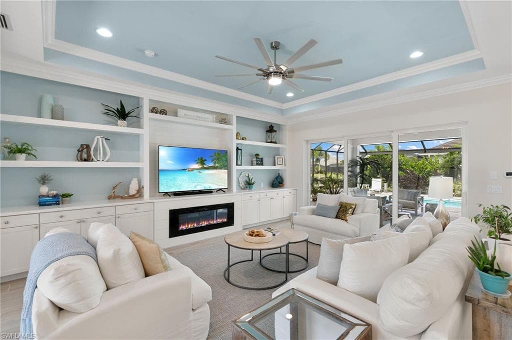 14303 Neptune Ave, Naples, FL 34114-4