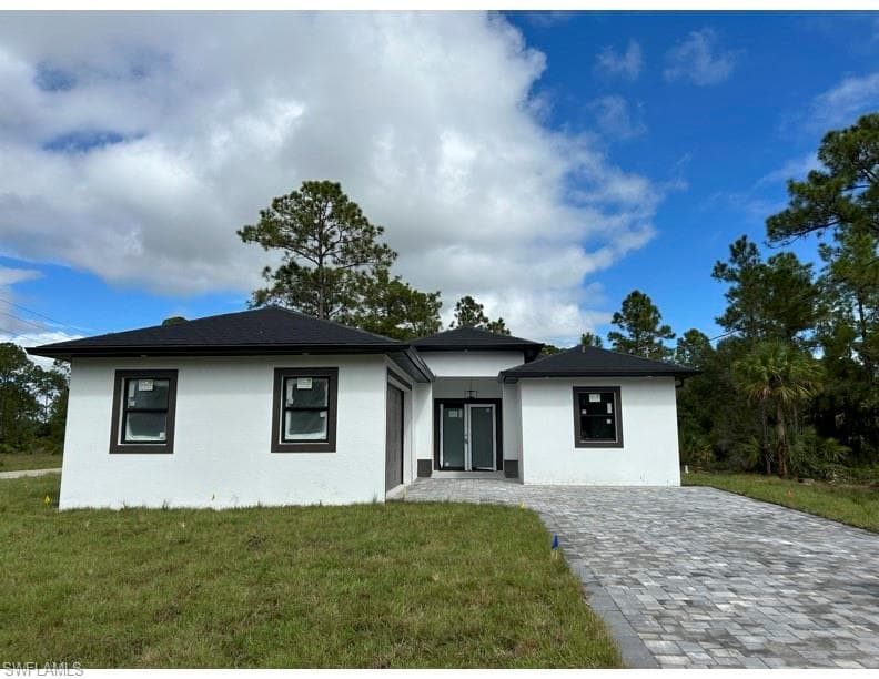 401 17th St, Lehigh Acres, FL 33972-1