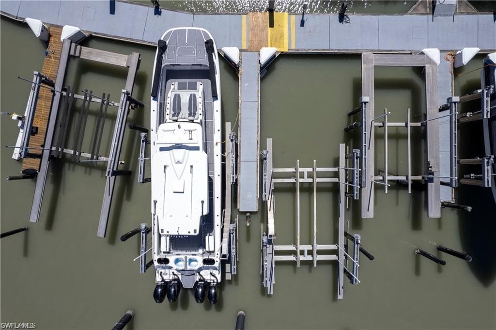 13105 Vanderbilt Dr 405, Naples, FL 34110-43