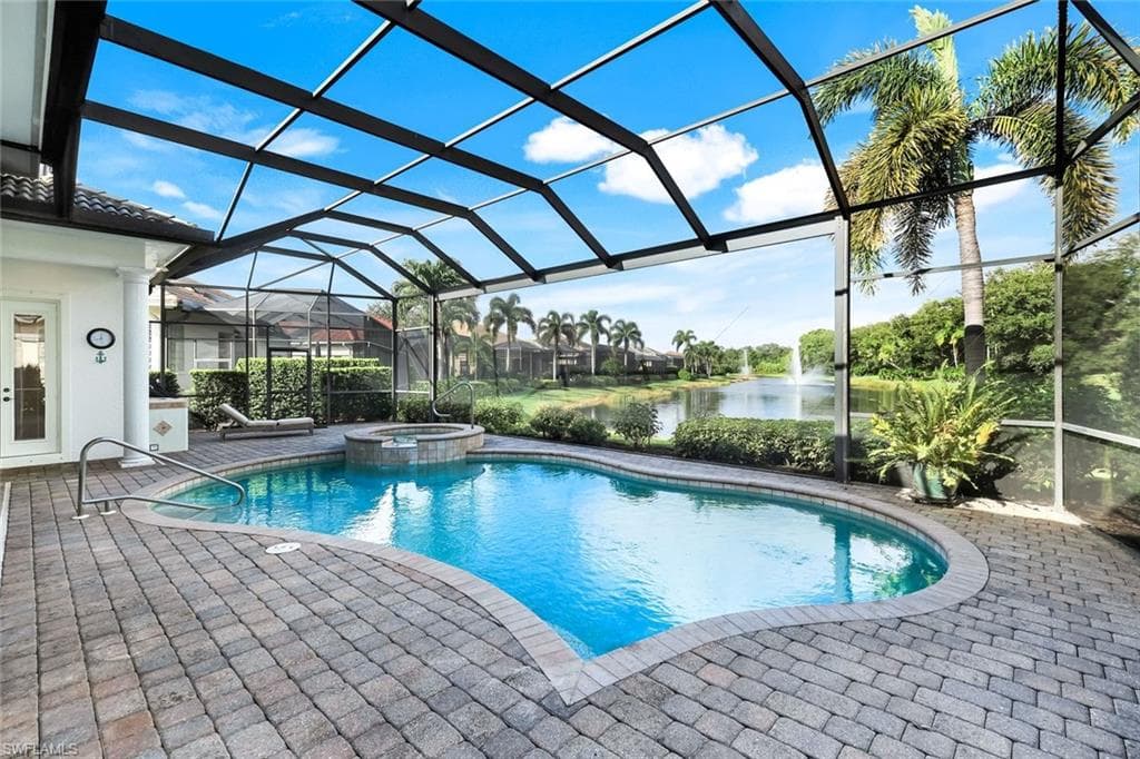 5799 Hammock Isles Dr, Naples, FL 34119-34
