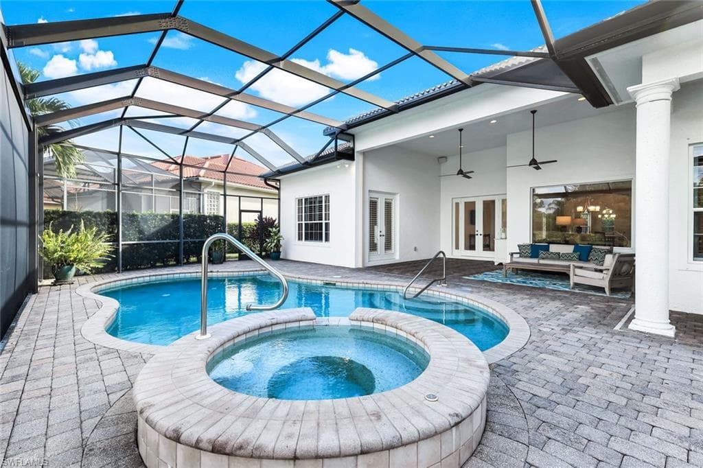 5799 Hammock Isles Dr, Naples, FL 34119-35