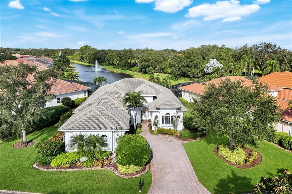 5799 Hammock Isles Dr, Naples, FL 34119-43