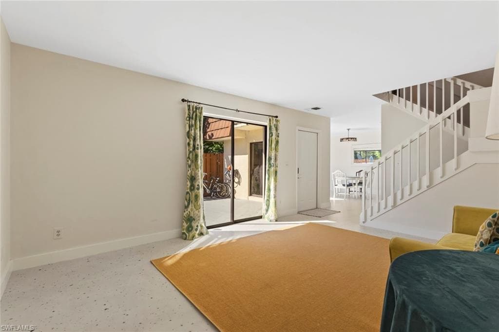 1454 Park Shore Cir 2, Fort Myers, FL 33901-11