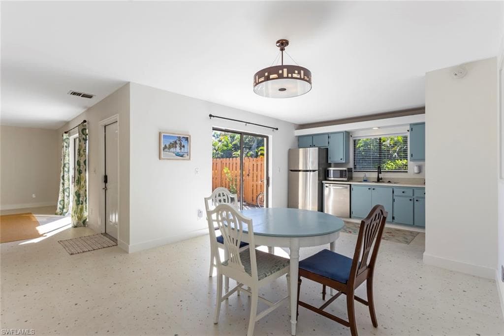 1454 Park Shore Cir 2, Fort Myers, FL 33901-12