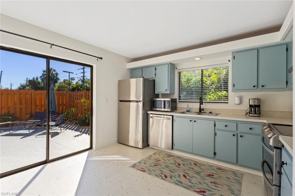 1454 Park Shore Cir 2, Fort Myers, FL 33901-6