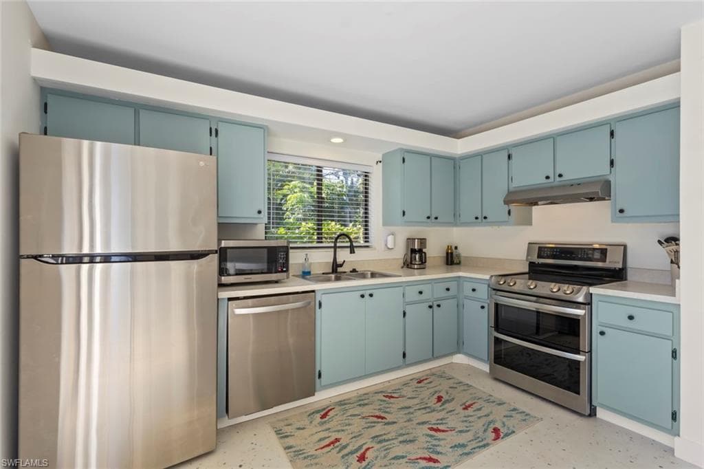 1454 Park Shore Cir 2, Fort Myers, FL 33901-7
