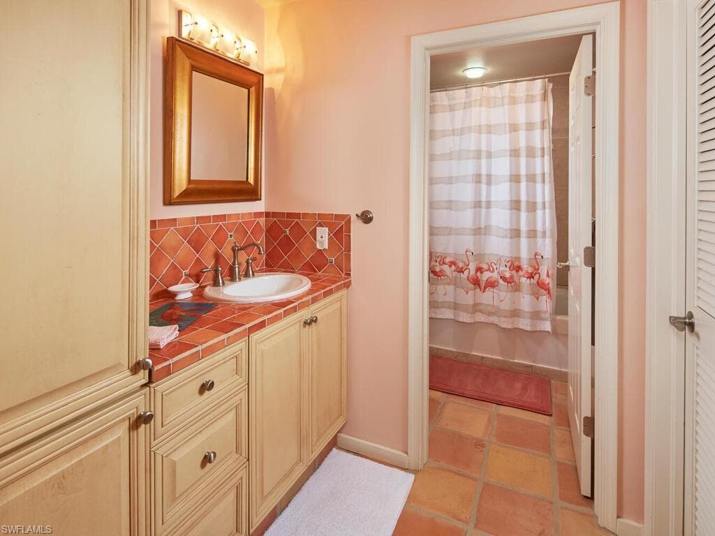 4021 Whiskey Pointe Ln 202, Bonita Springs, FL 34134-13