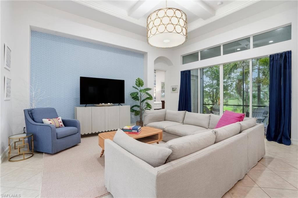 7840 Valencia Ct, Naples, FL 34113-3